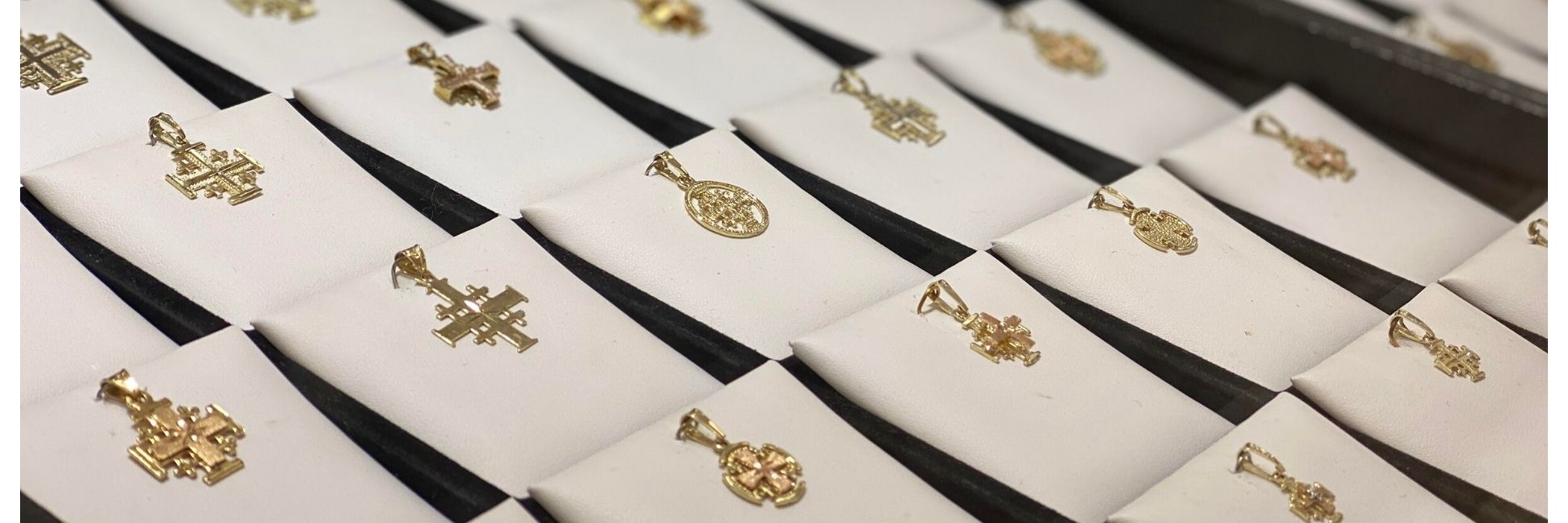 Gold Pendants Gold Pendants